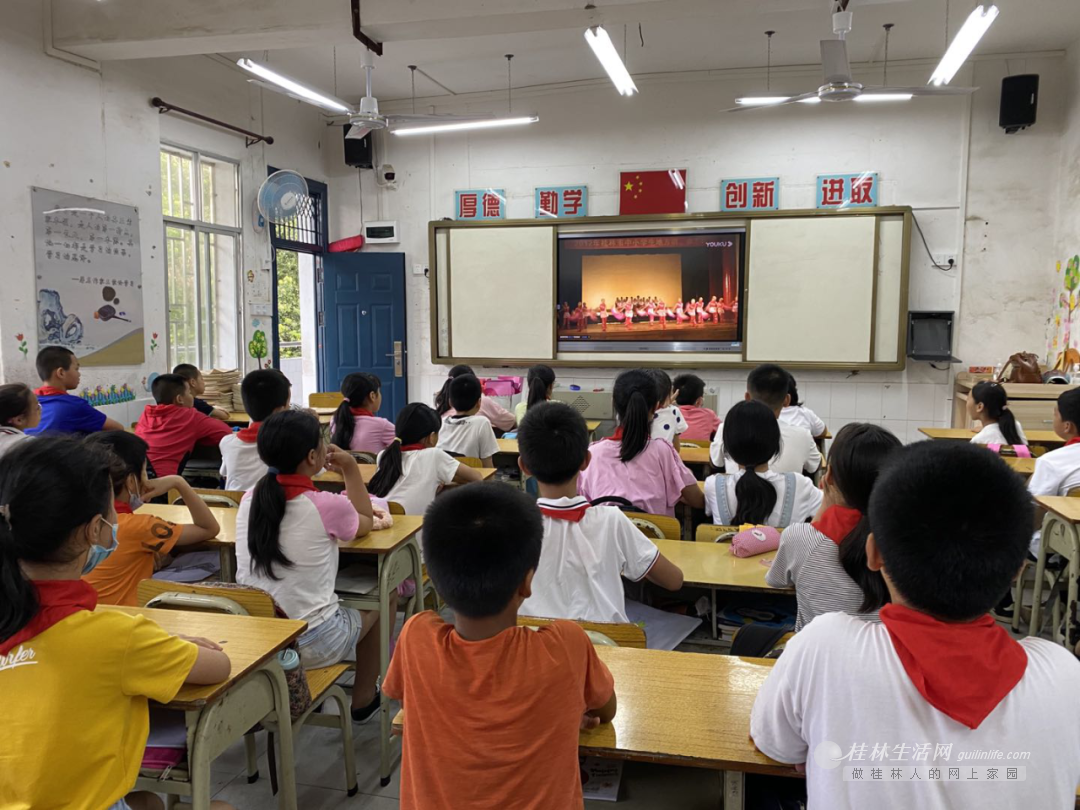 平山县小学最新动态报道